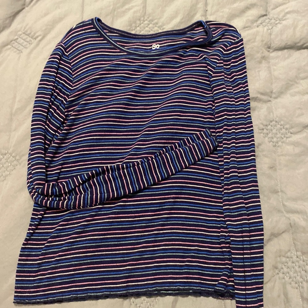 So brand long sleeve/striped/ribbed top, navy blue. Small, great condition.